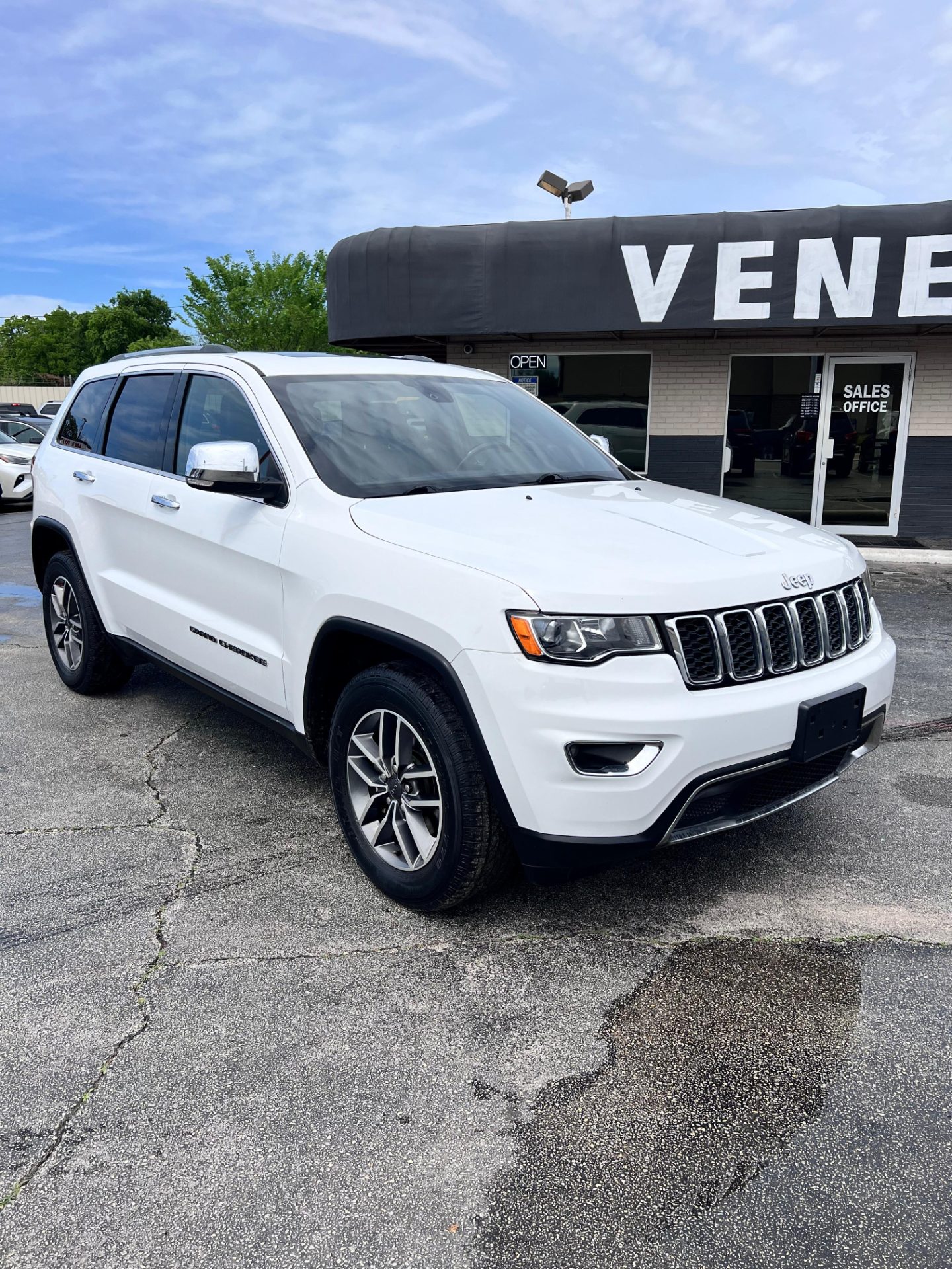 2020 jeep grand cherokee foto 2