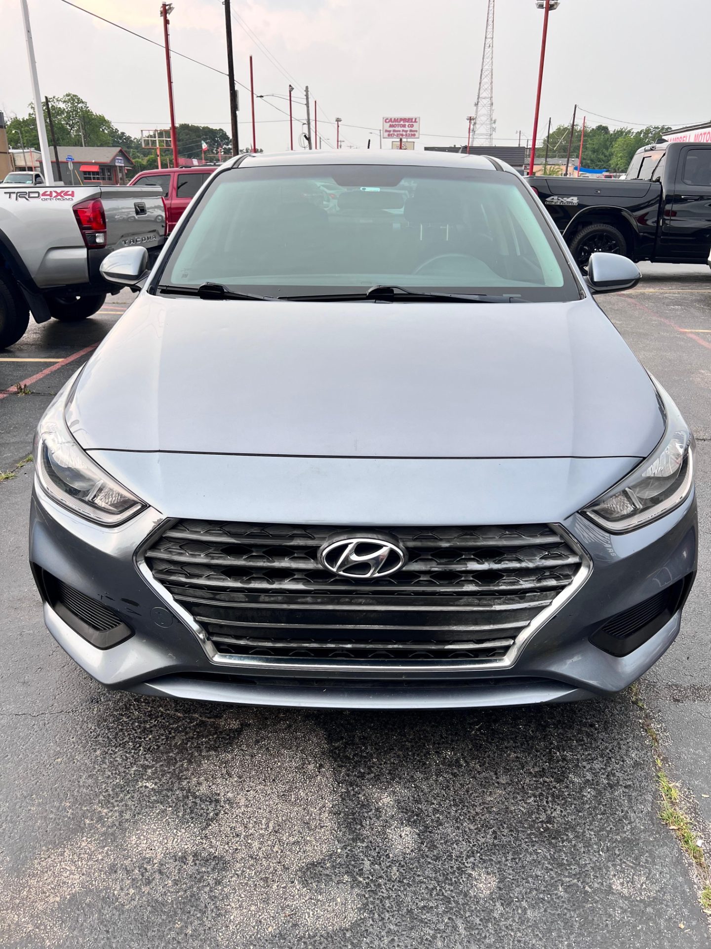 2018 Hyundai Accent foto 3