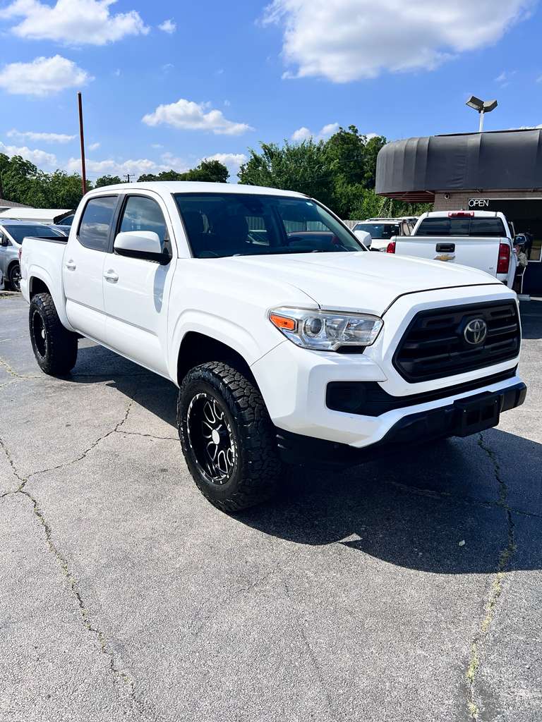 2019 Toyota Tacoma foto 2