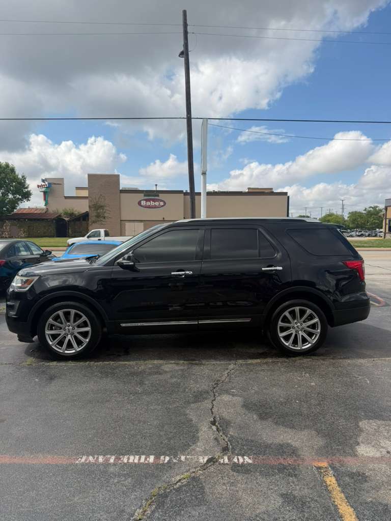 2017 Ford Explorer foto 5