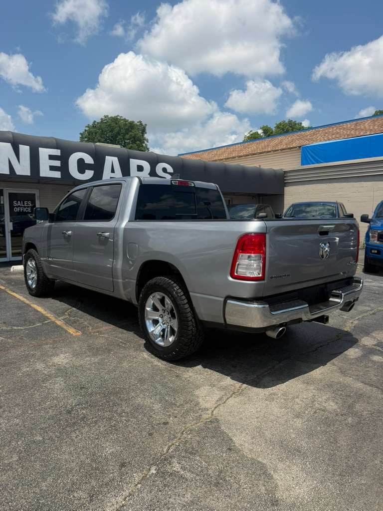 2019 Ram 1500 foto 4