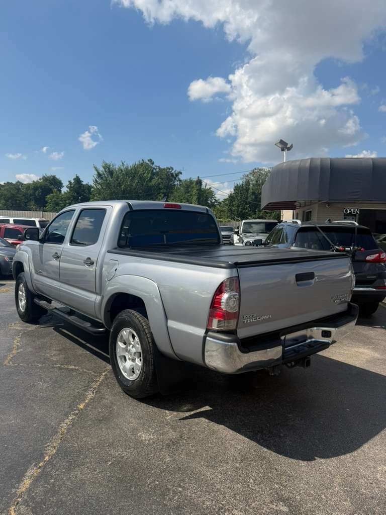 2015 Toyota Tacoma foto 3