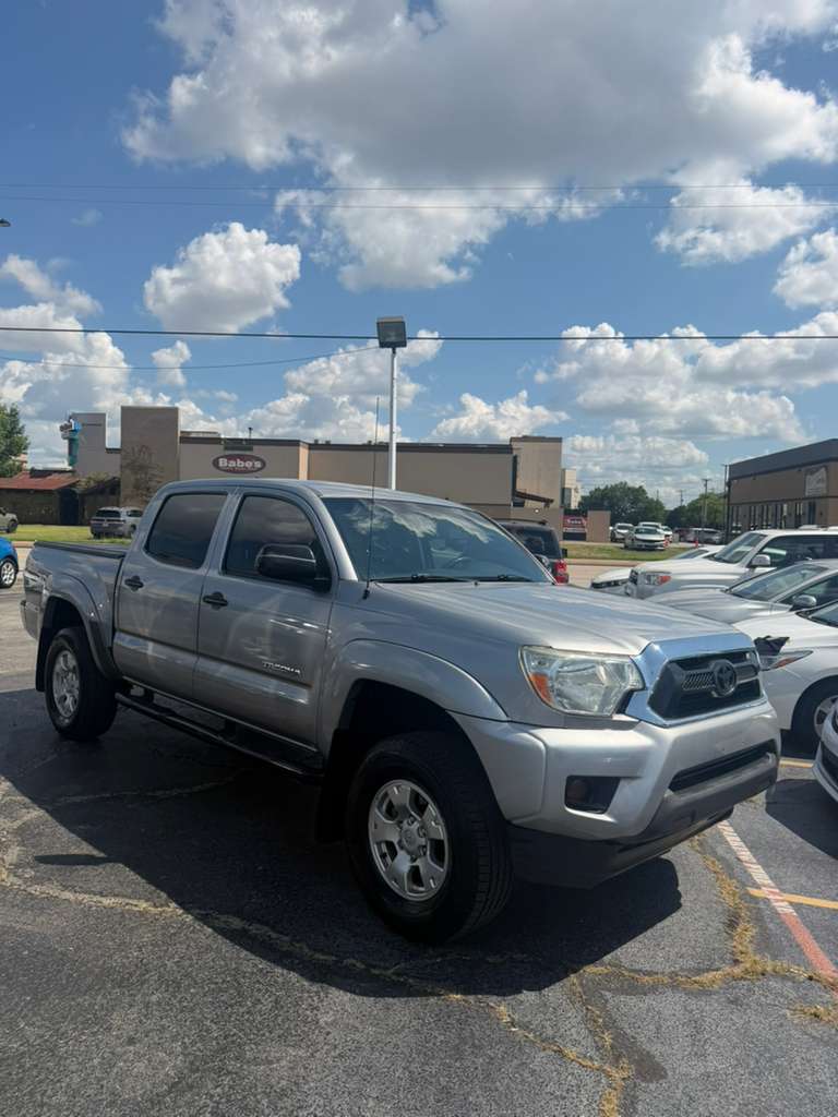 2015 Toyota Tacoma foto 2