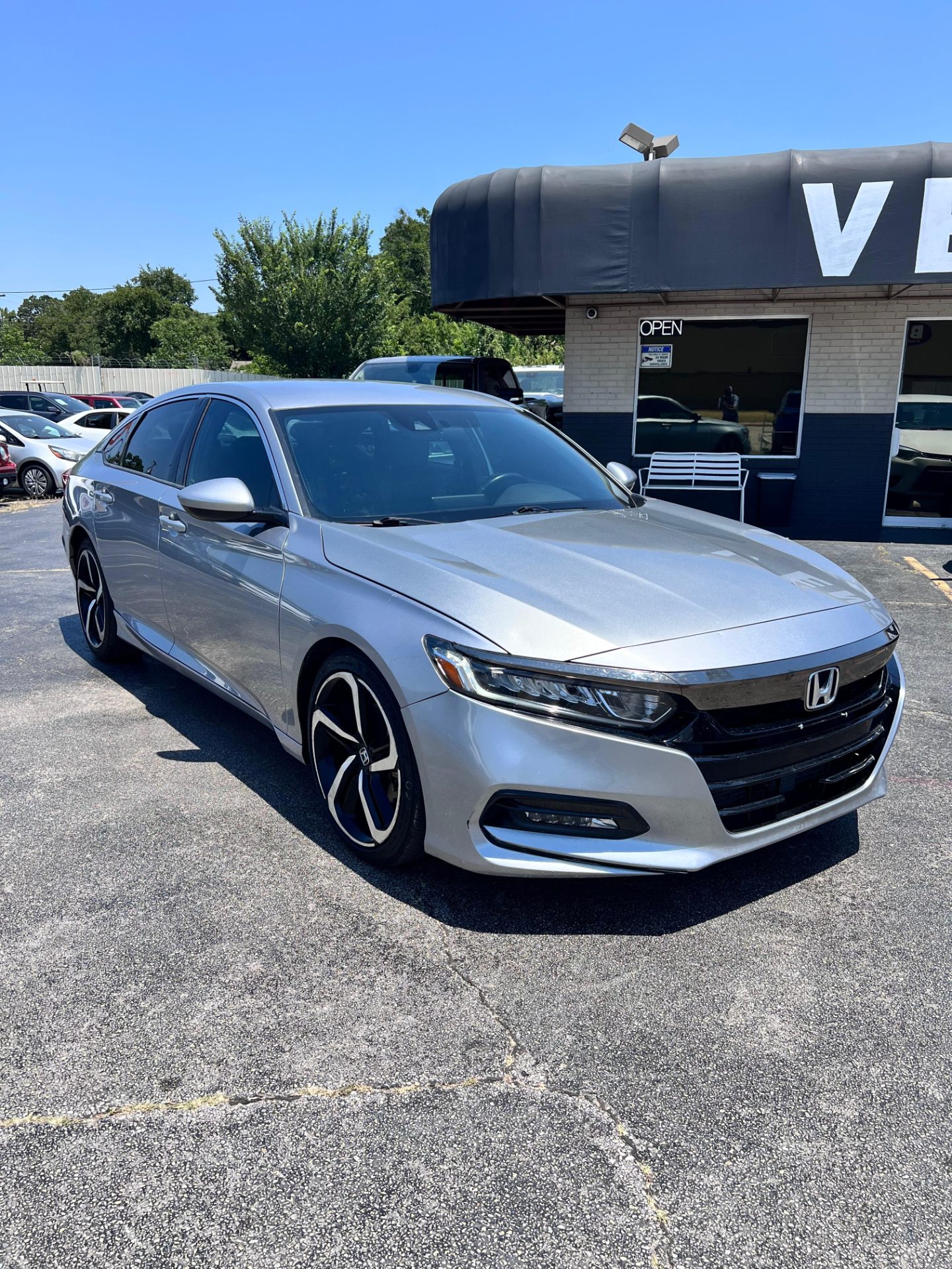 2019 HONDA ACCORD foto 2