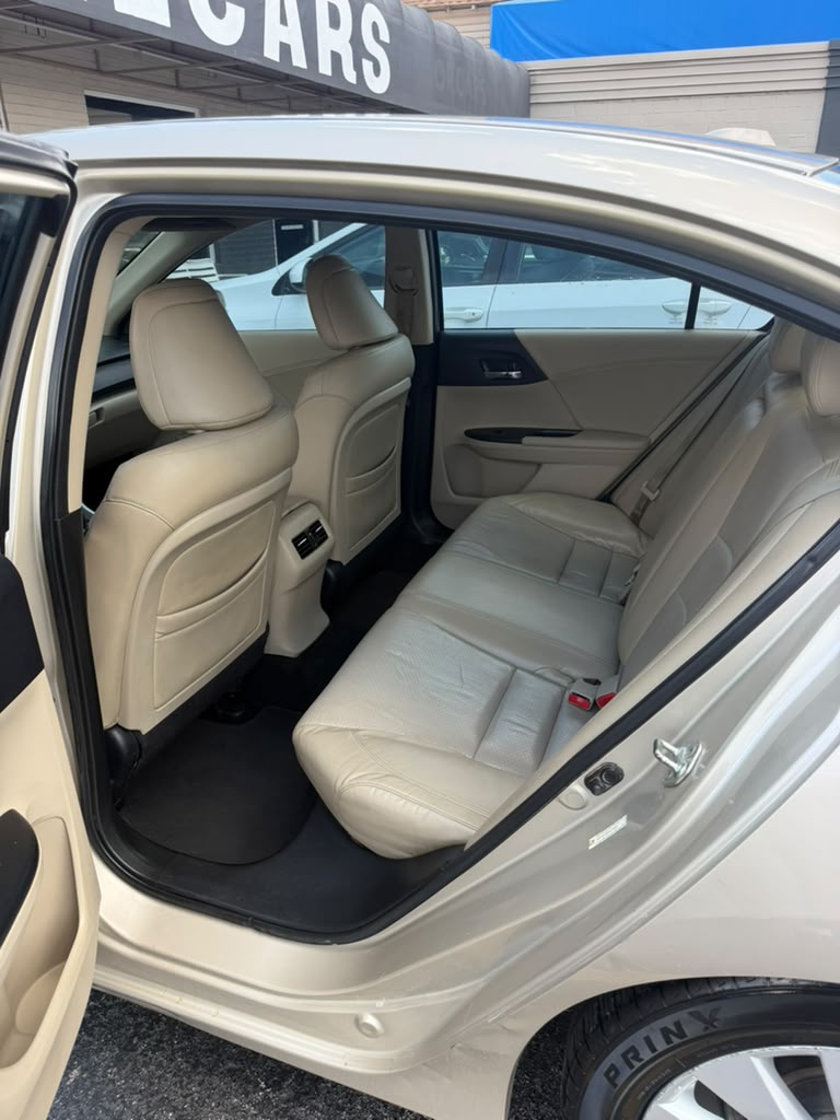 2013 Honda Accord foto 4