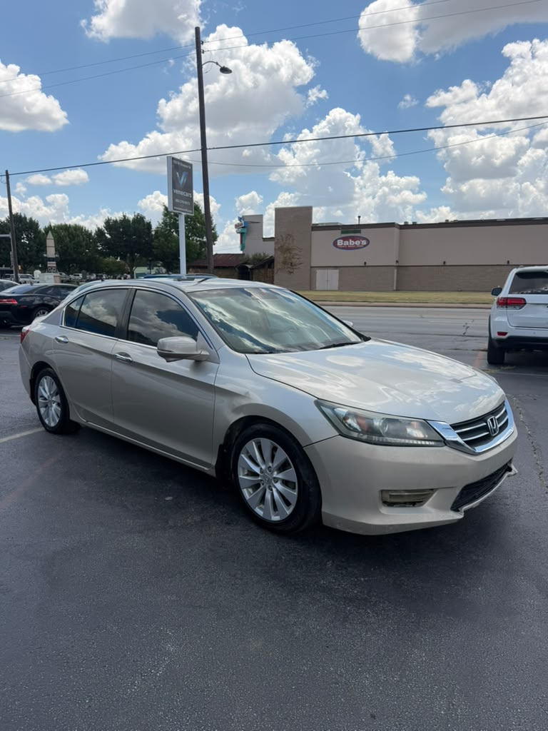 2013 Honda Accord foto 2