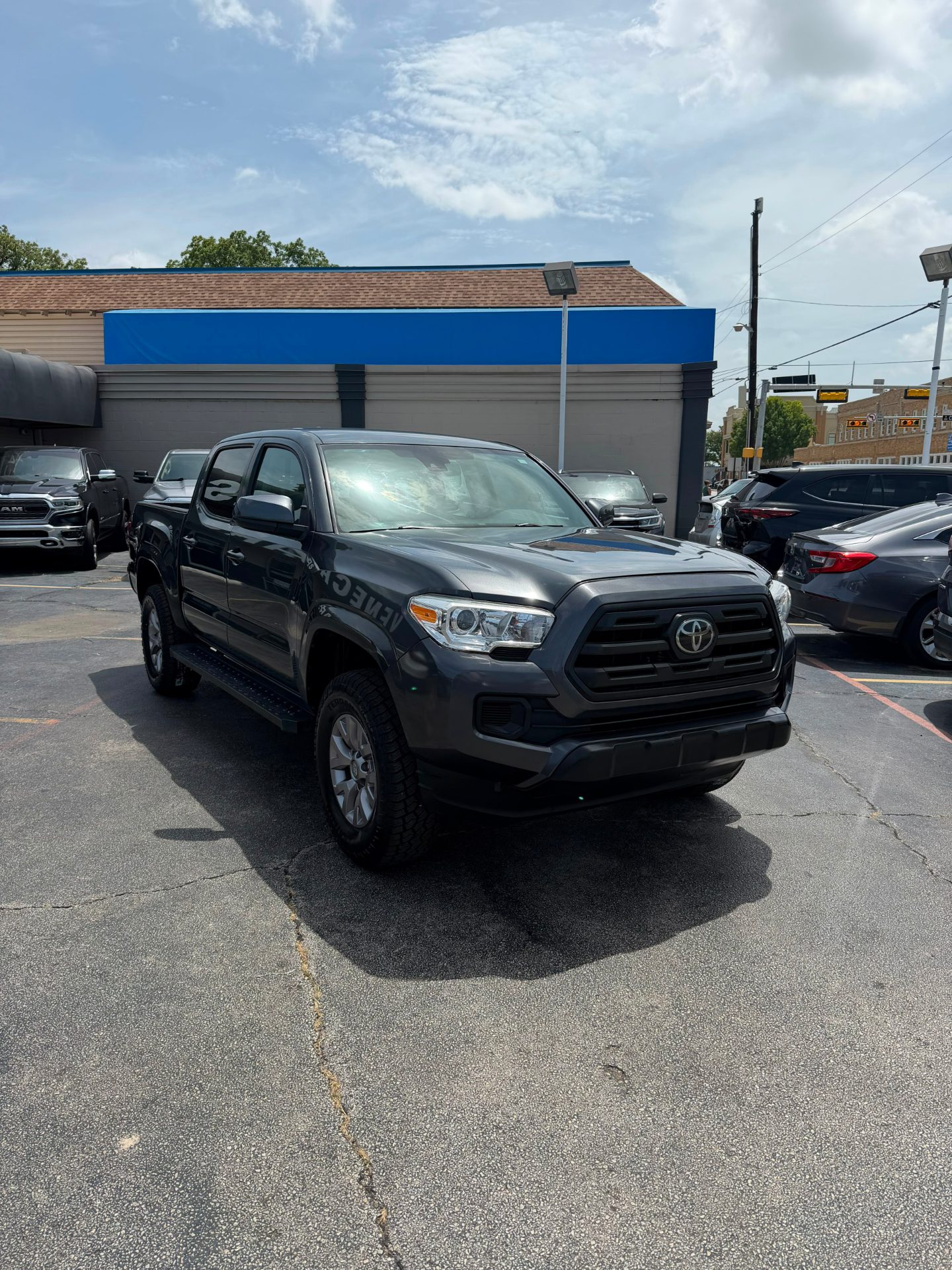 2019 TOYOTA TACOMA foto 2