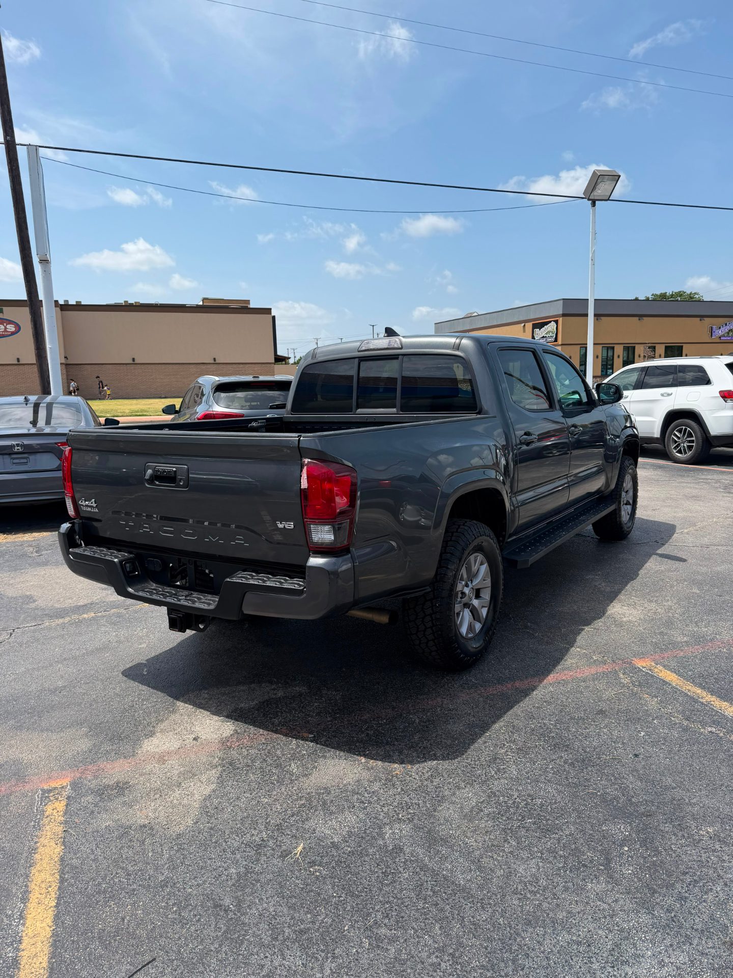 2019 TOYOTA TACOMA foto 3