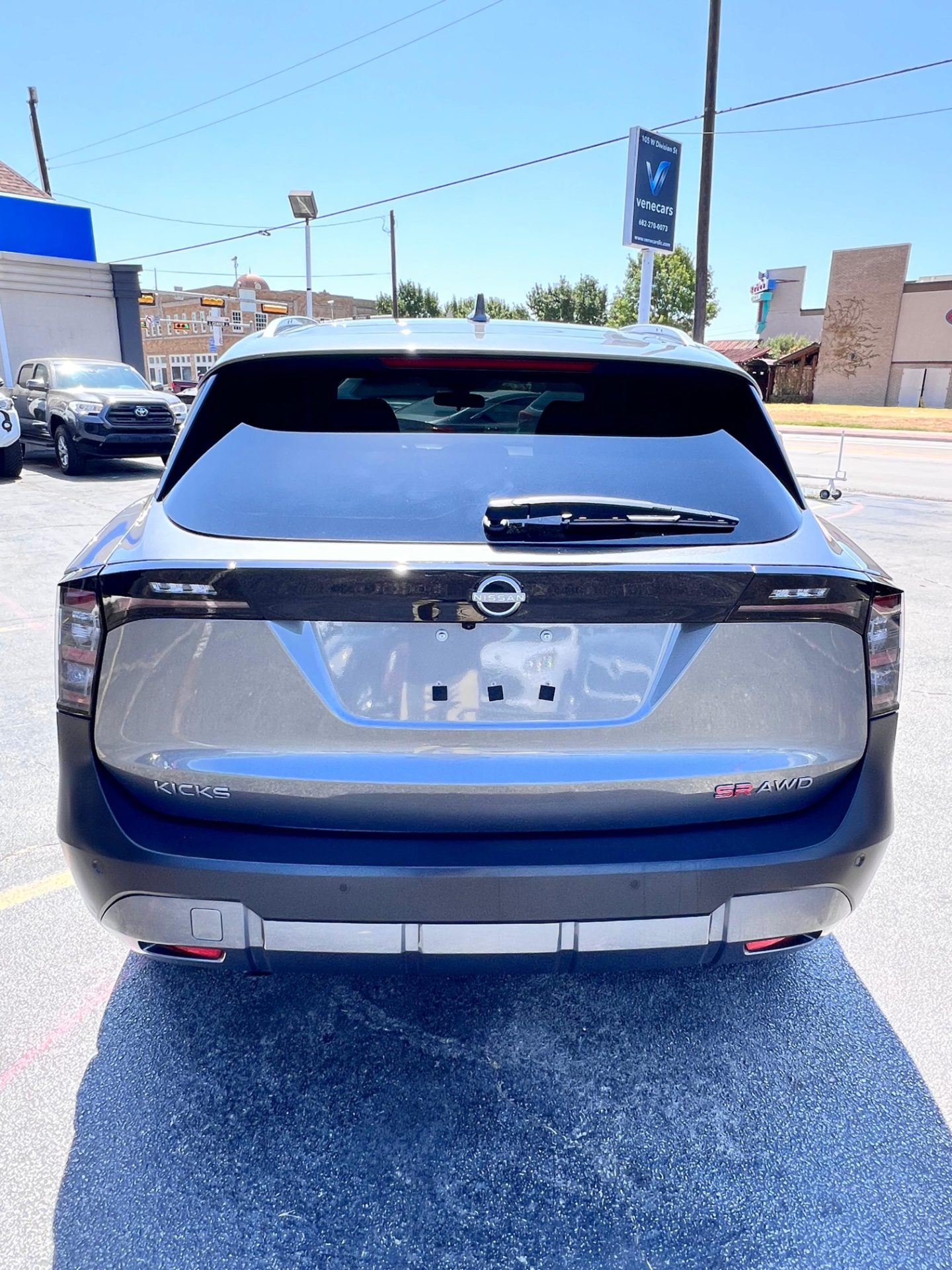 2025 Nissan KICKS foto 4