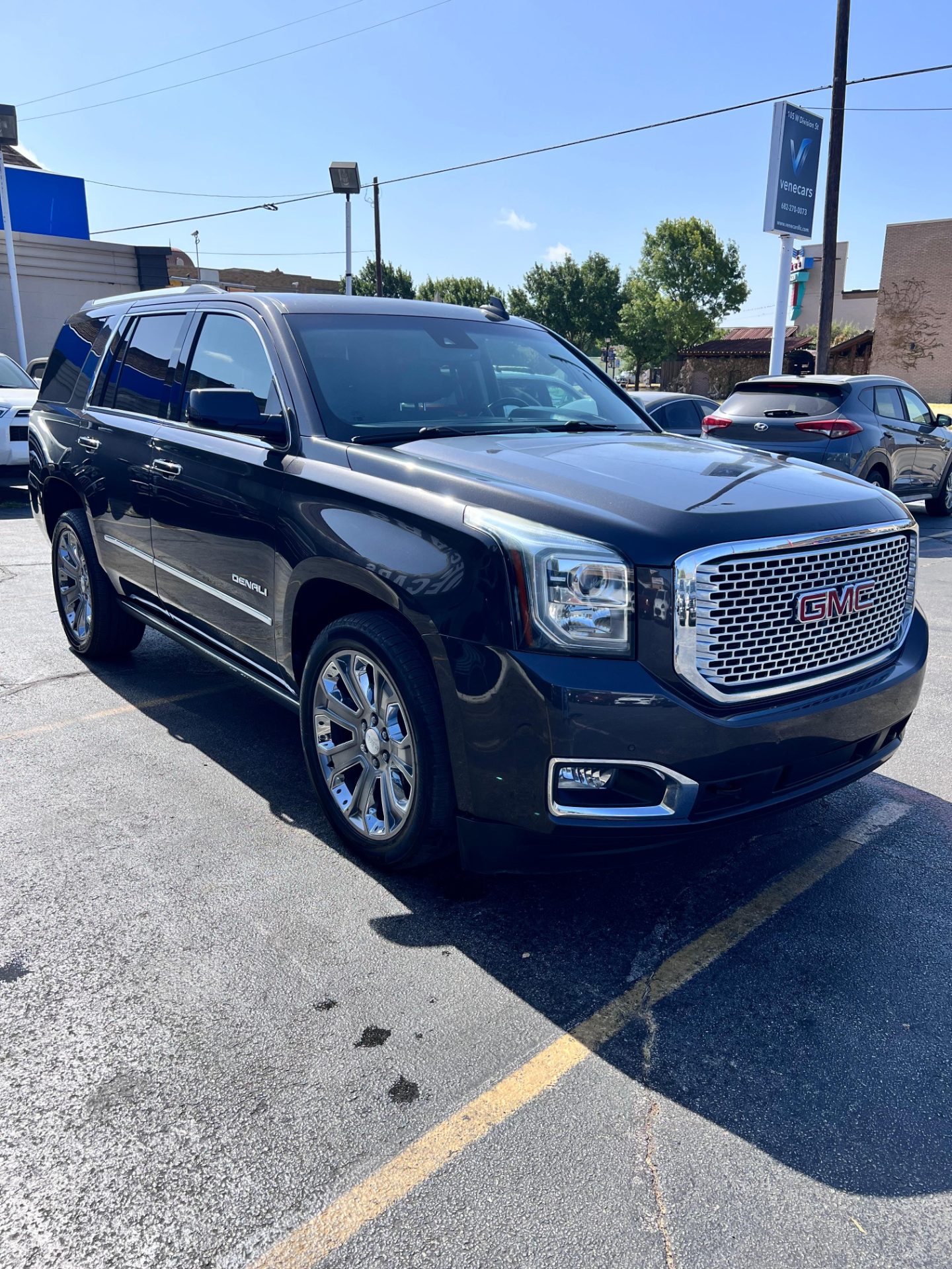 2016 GMC Yukon foto 2
