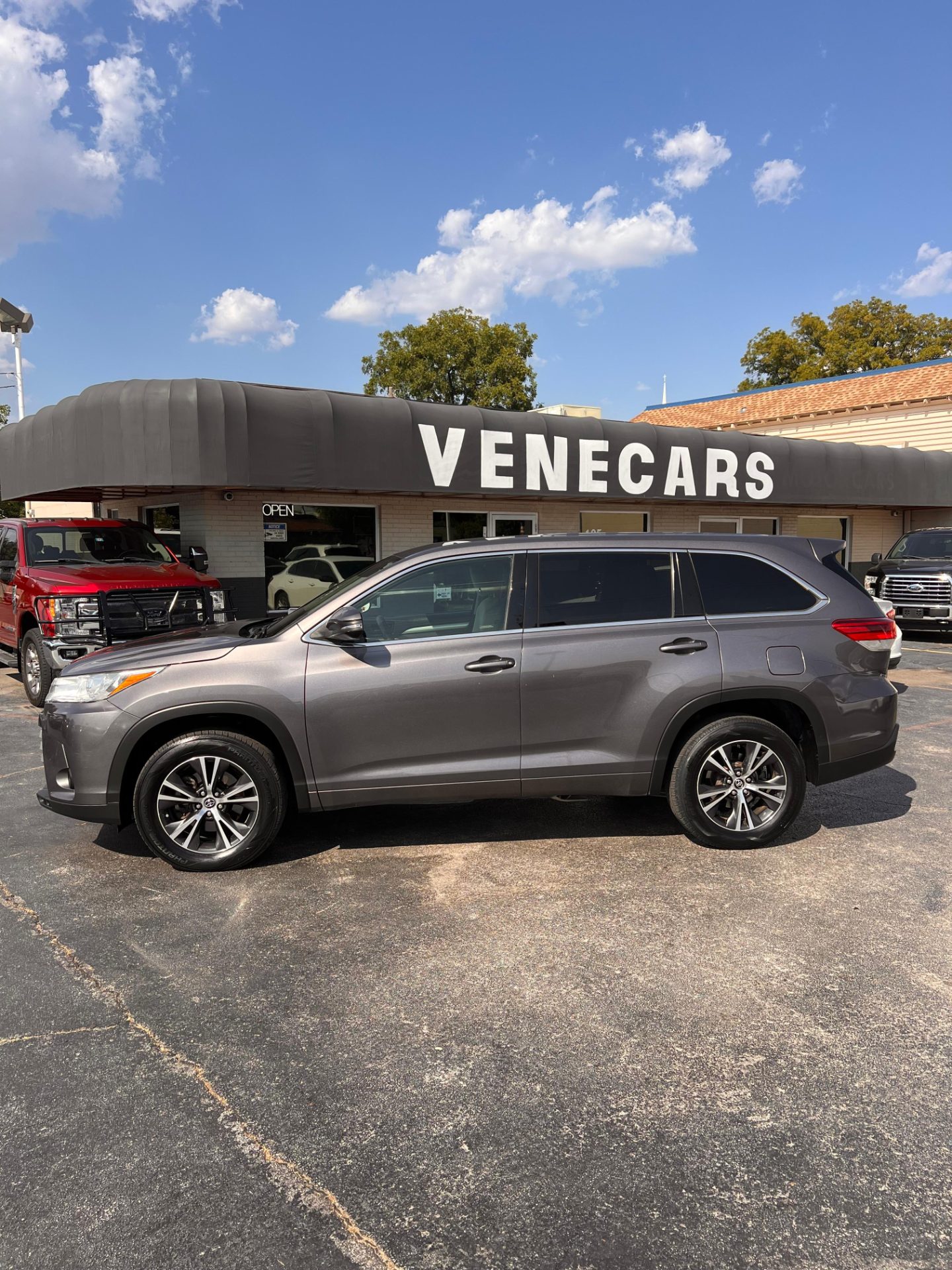 2017 TOYOTA HIGHLANDER foto 4