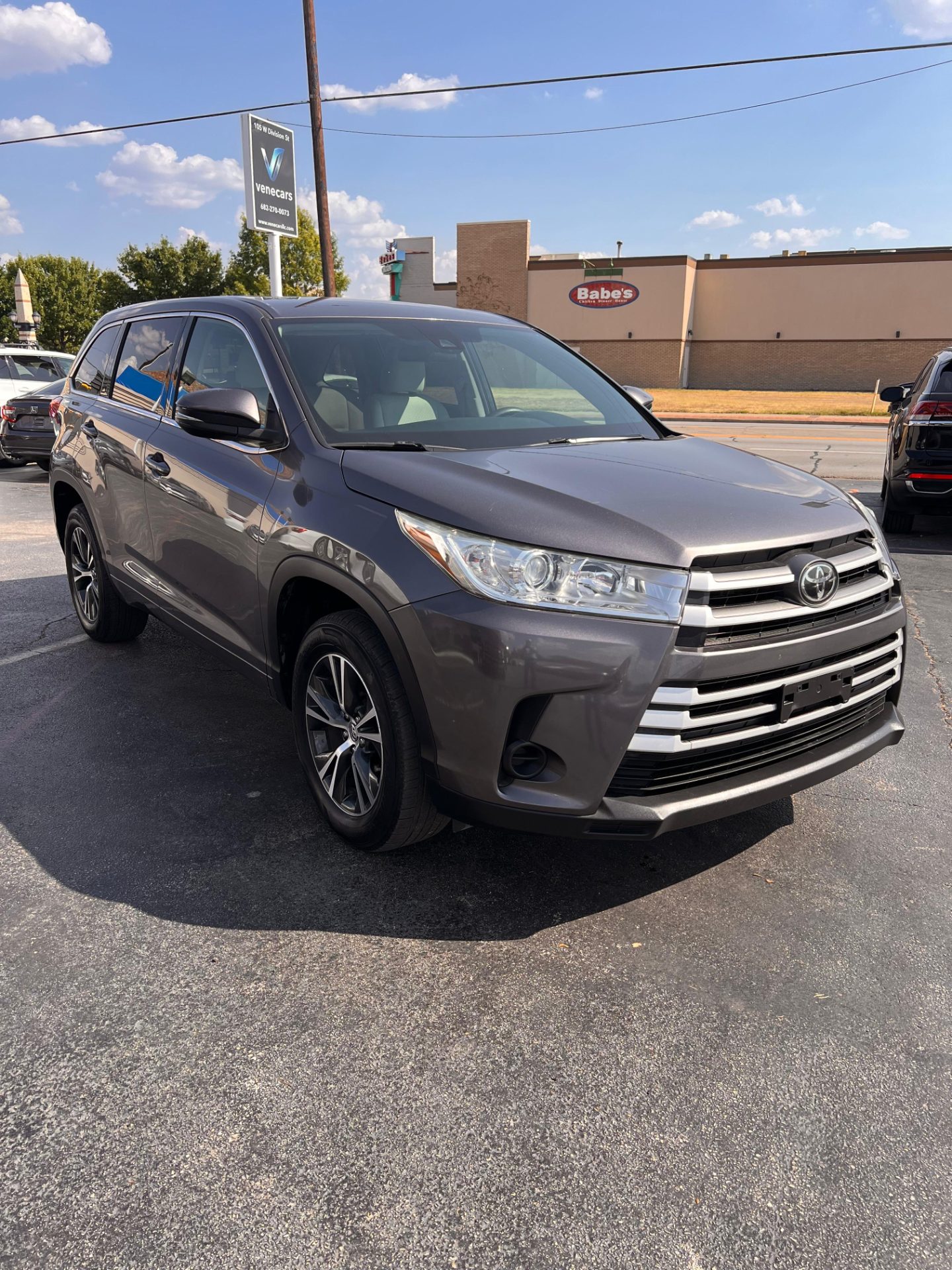 2017 TOYOTA HIGHLANDER foto 3