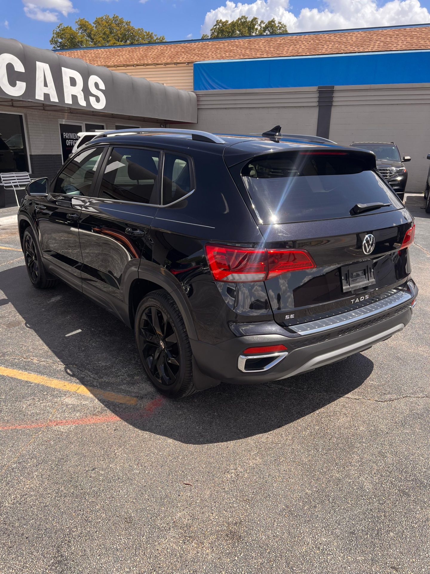 2023 Volkswagen TAOS foto 5