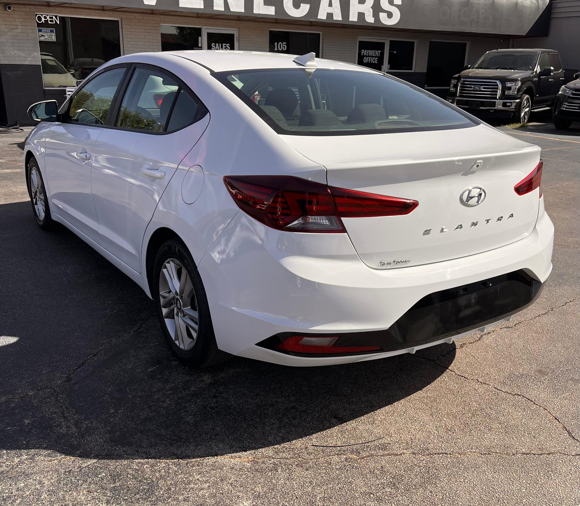 2020 HYUNDAI ELANTRA foto 5