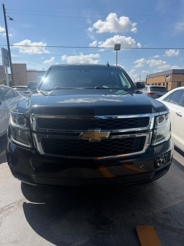 2019 CHEVROLET SUBURBAN foto 3