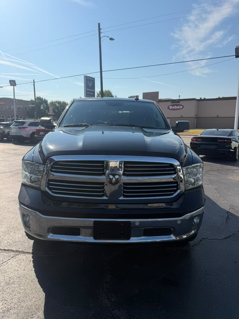 2017 RAM 1500 foto 3